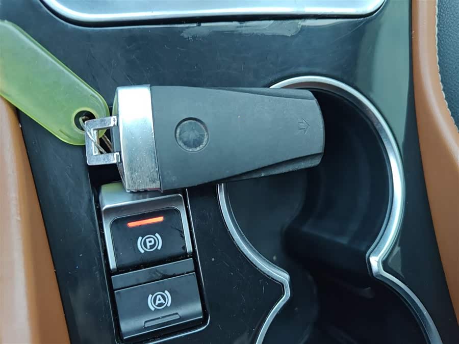 众泰 众泰T300 2018 汽车图片 #10