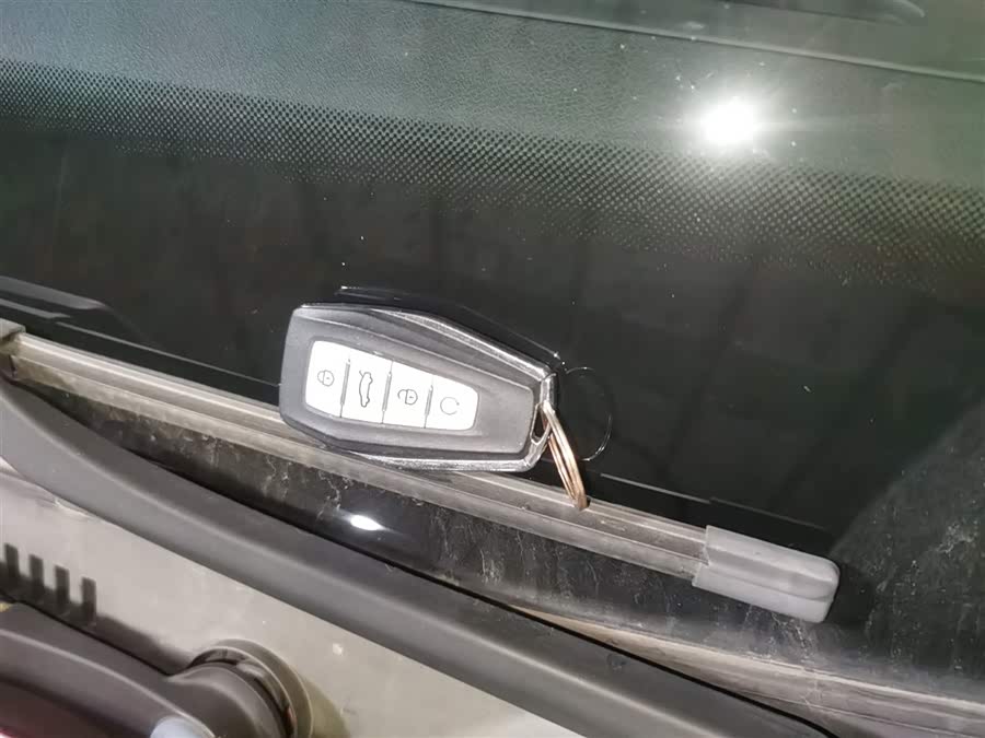 GEELY Emgrand L 2022 car image #10