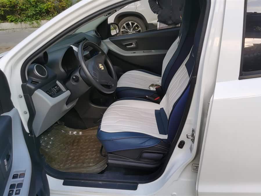 Suzuki 2014 car image #10