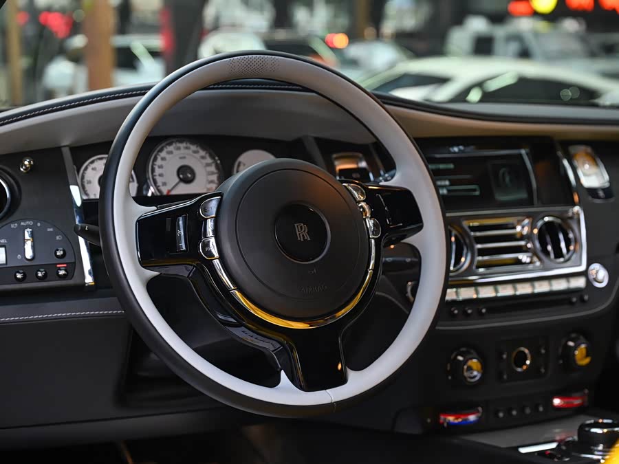 Rolls-Royce 2022 car image #10