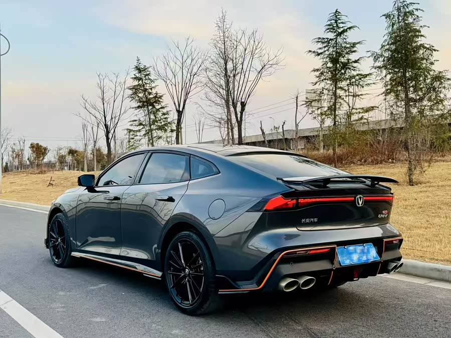 Changan UNI-V 2023 car image #10