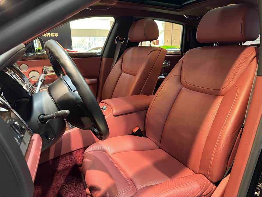 Rolls-Royce Ghost 2015 car image #10