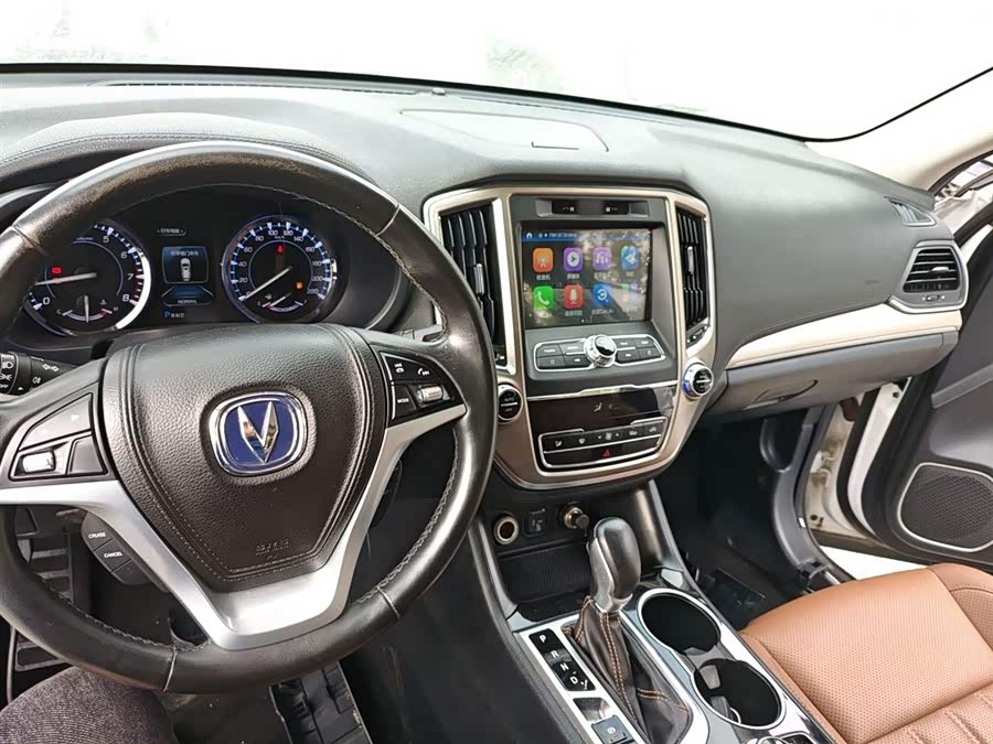 Changan CS95 2018 car image #10