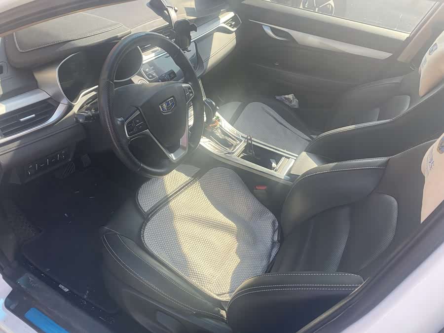 GEELY Emgrand 2019 #10 GEELY Emgrand 2019 car image #10
