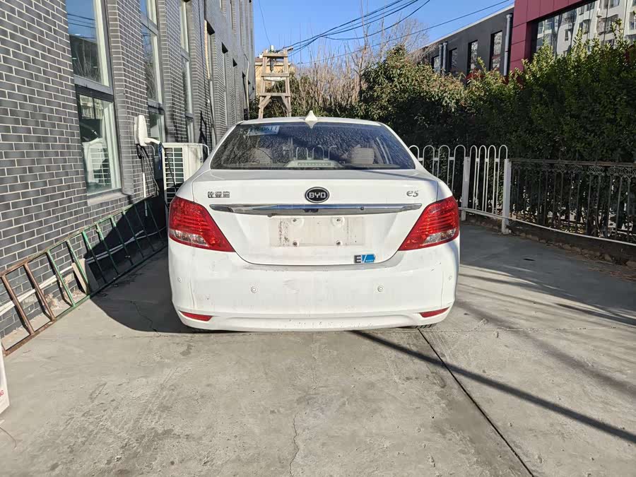 BYD e5 2018 #10 BYD e5 2018 car image #10