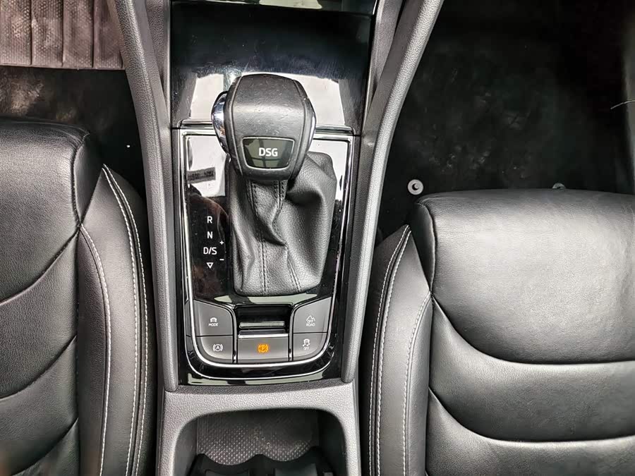 Skoda Kodiaq 2018 car image #10