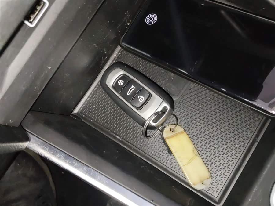 X3 PRO 2025 car image #10