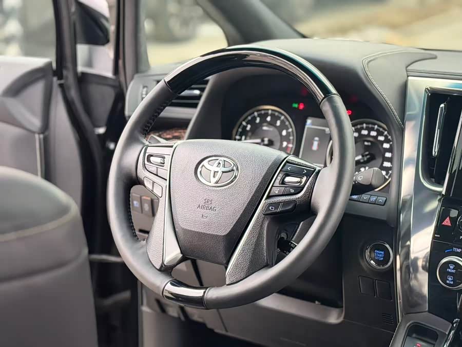 Toyota 2019 #10 Toyota 2019 car image #10