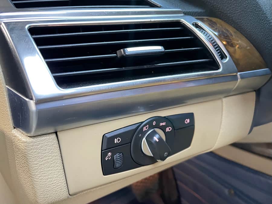 BMW X5 (Imported) 2013 car image #10