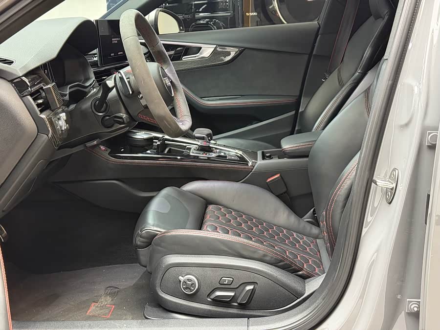 Audi RS 4 2023 #10 Audi RS 4 2023 immagine di auto #10