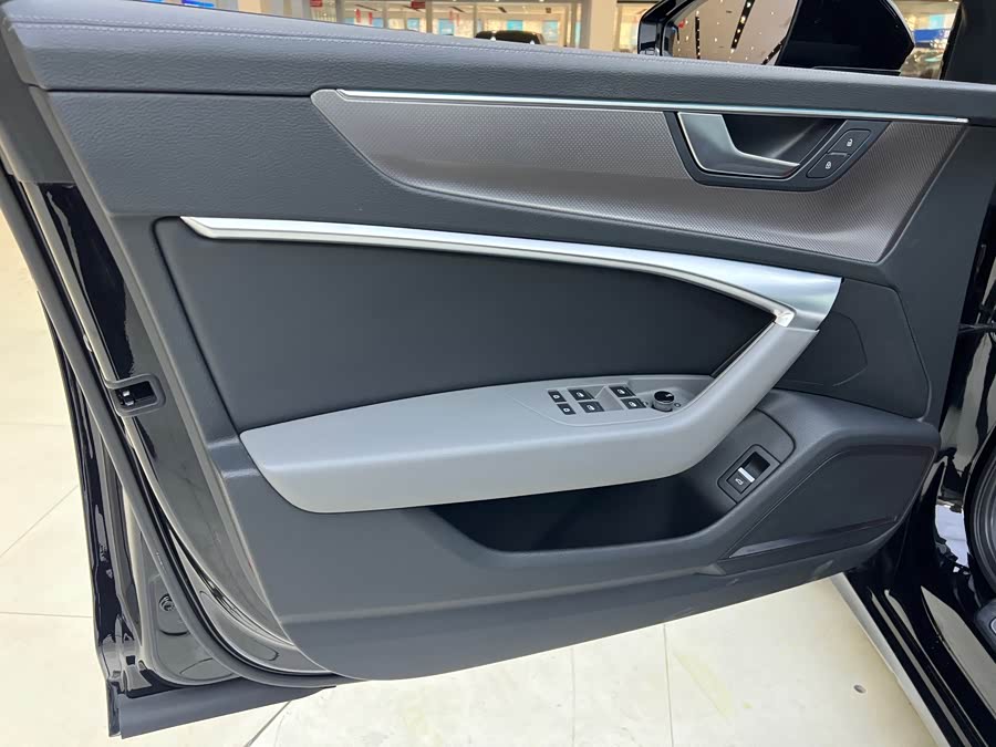 Audi A6L 2020 car image #10