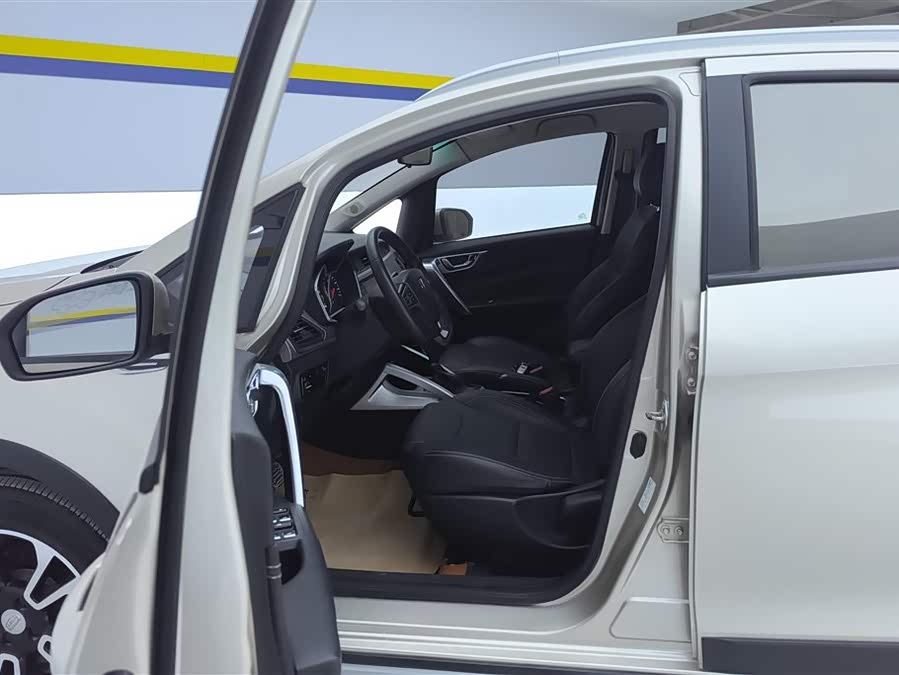 GEELY Vision X3 2018 immagine di auto #10