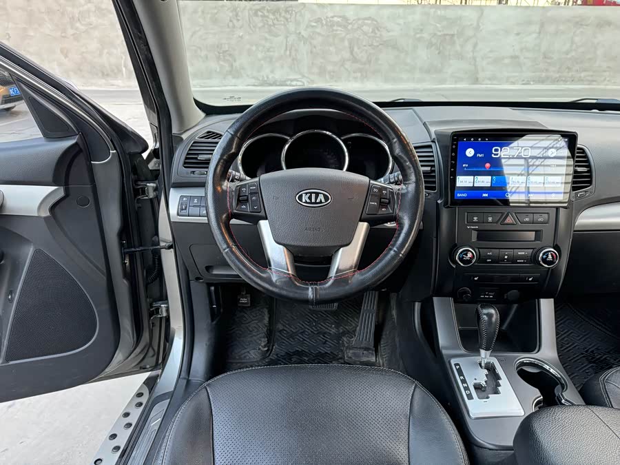 起亚 索兰托 2012 汽车图片 #10