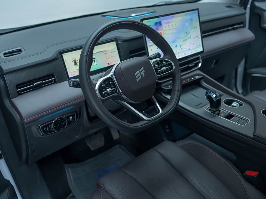 Jetour car image #10