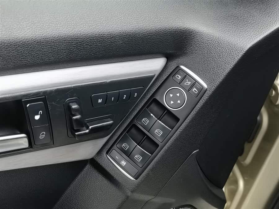 Mercedes-Benz GLK Class (Imported) 2012 car image #10