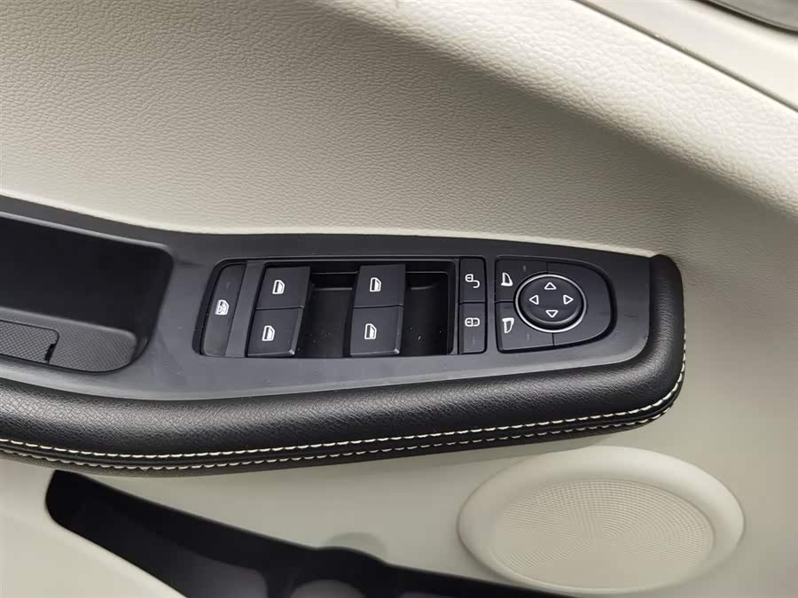 BYD Yuan Pro 2022 #10 BYD Yuan Pro 2022 car image #10