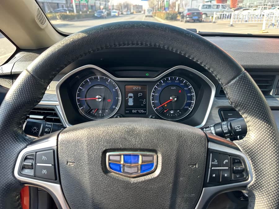 GEELY Vision X3 2018 изображение автомобиля #10