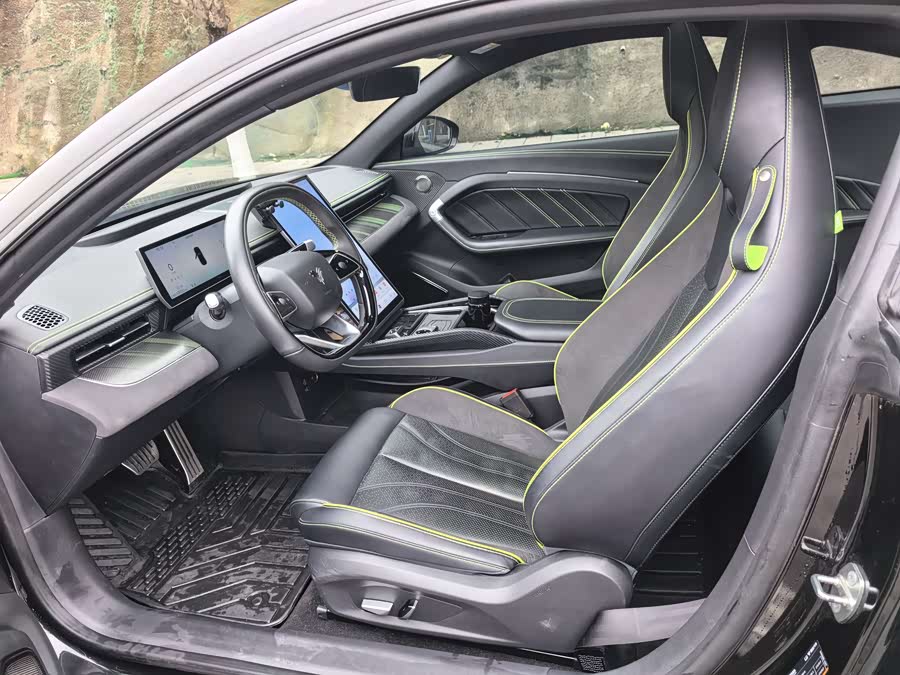 哪吒汽车 哪吒GT 2023 #10 哪吒汽车 哪吒GT 2023 汽车图片 #10