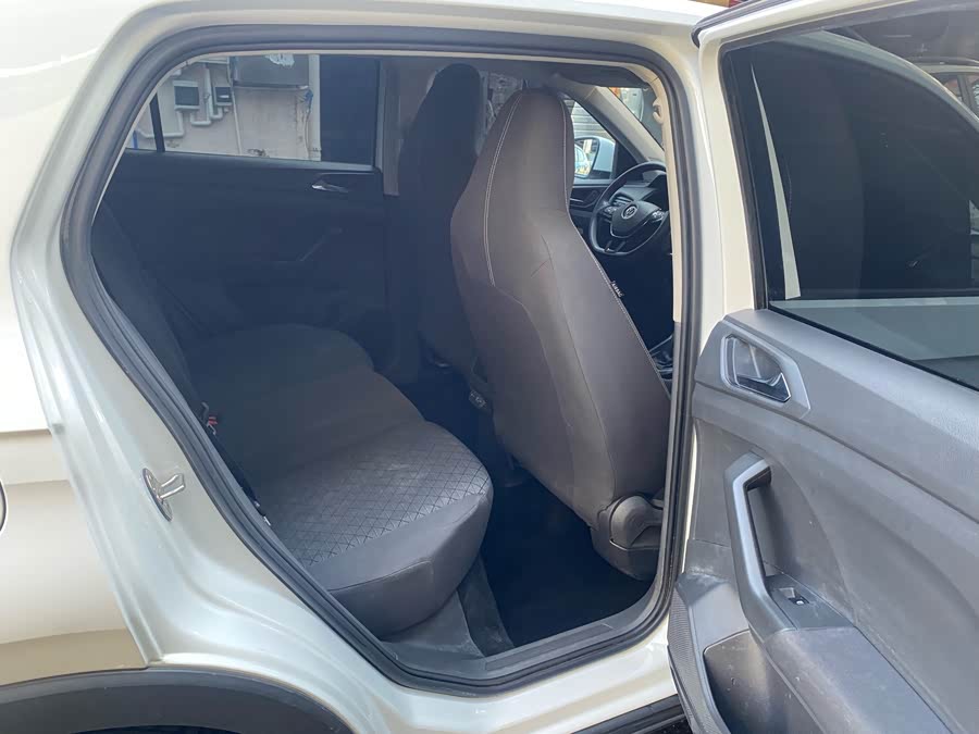 Volkswagen T-Cross 2023 car image #10