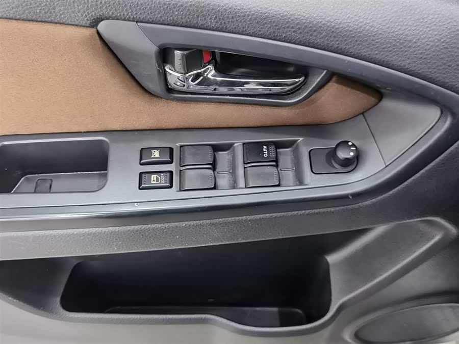 铃木 天语 SX4 2016 汽车图片 #10