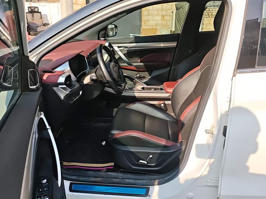 GEELY Coolray 2021 car image #10