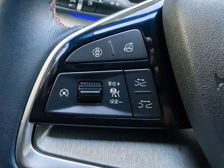 BYD Qin Plus 2023 صورة سيارة #10