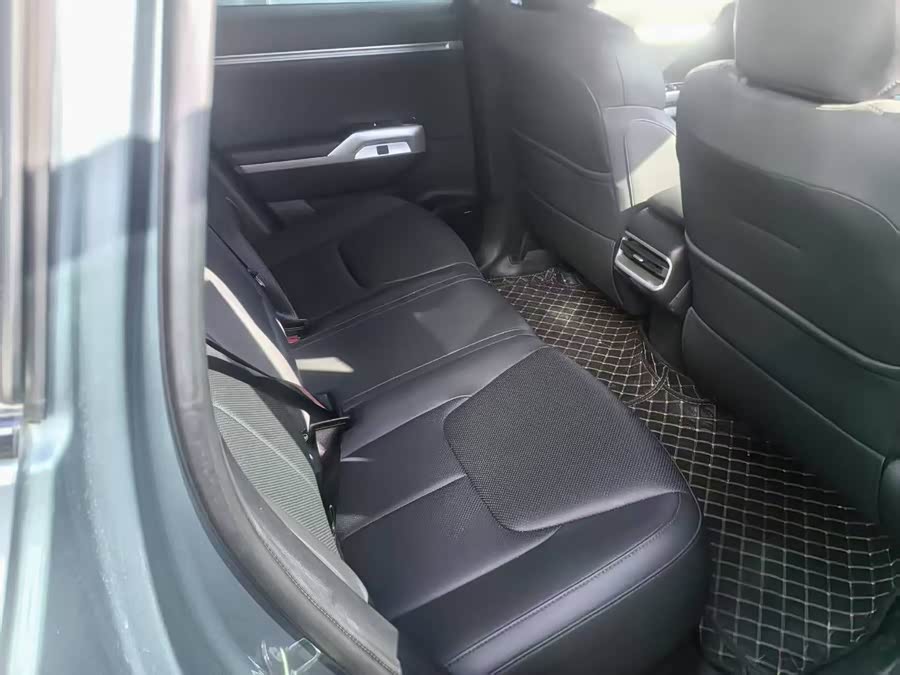 Deepal G318 2024 car image #10