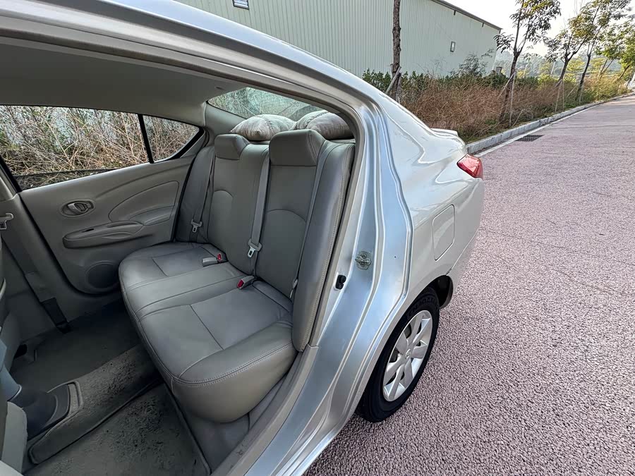 Nissan Sunny 2017 car image #10