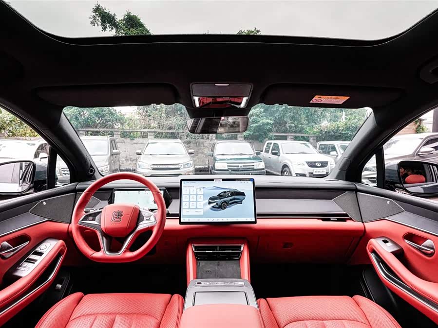 BYD Tang L 2025 immagine di auto #10