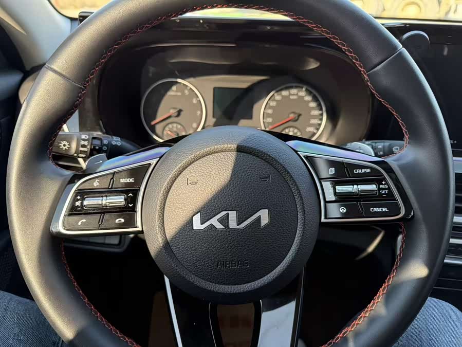 Kia Stonic 2022 image de voiture #10