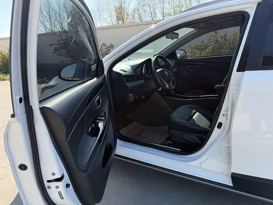 Toyota Yaris L Zhixuan 2022 immagine di auto #10