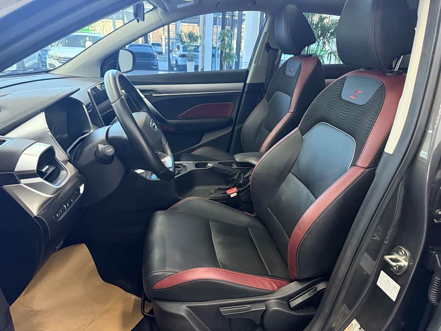 GEELY Coolray 2021 car image #10