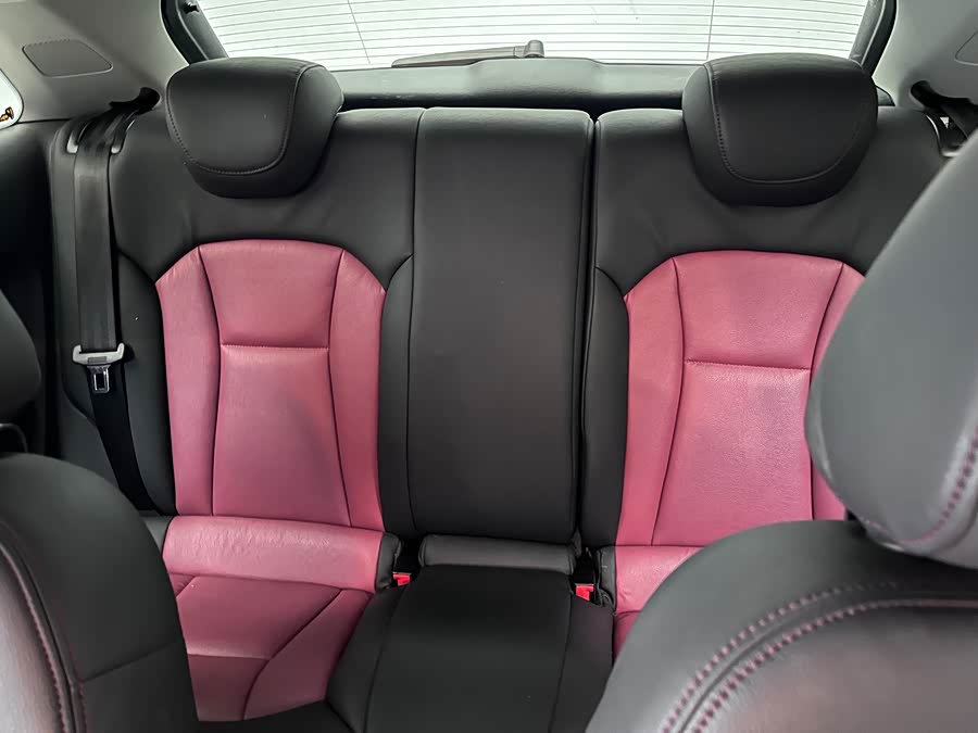 Audi A1 2015 car image #10