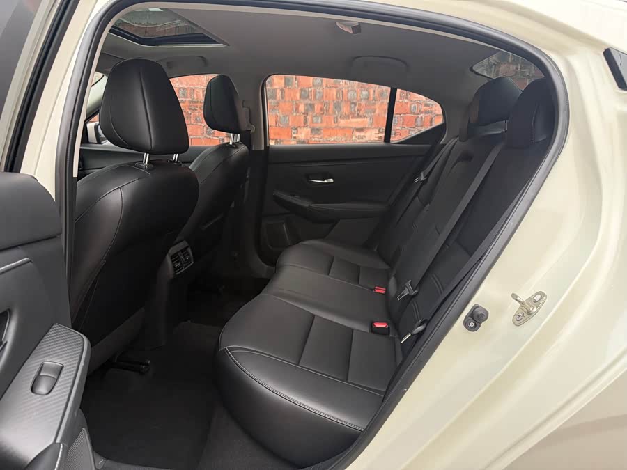 Nissan Sylphy 2019 car image #10