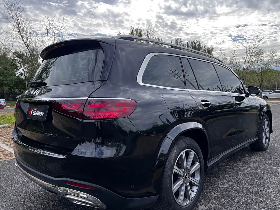 Mercedes-Benz GLS Class 2020 car image #10