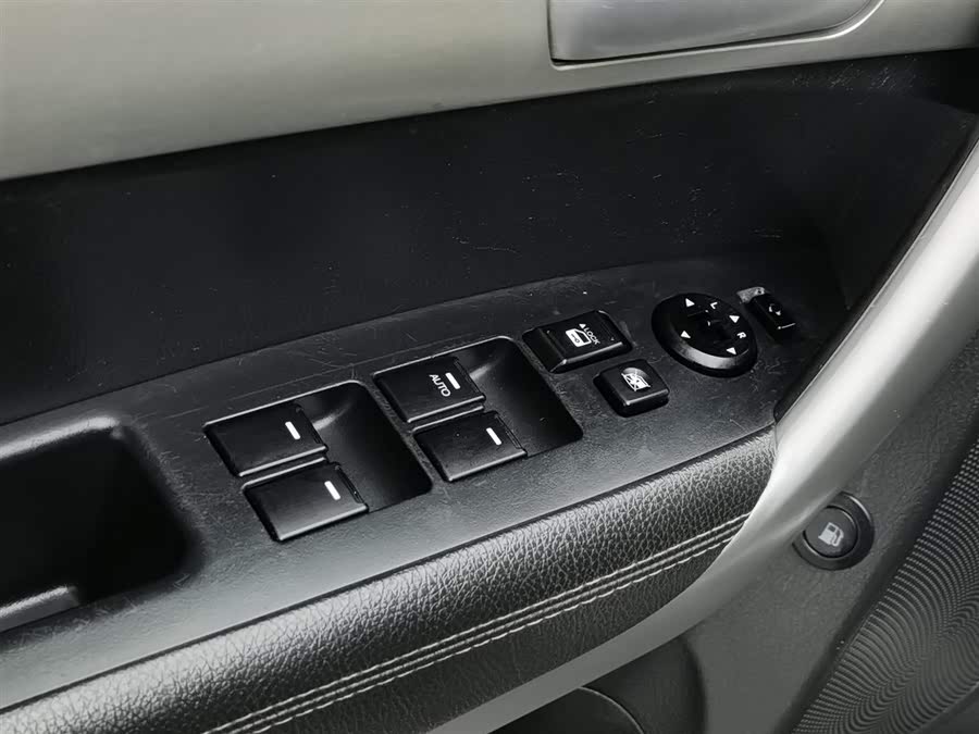 Kia Sorento 2011 car image #10