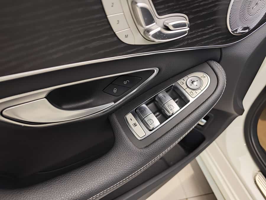Mercedes-Benz C Class 2020 car image #10