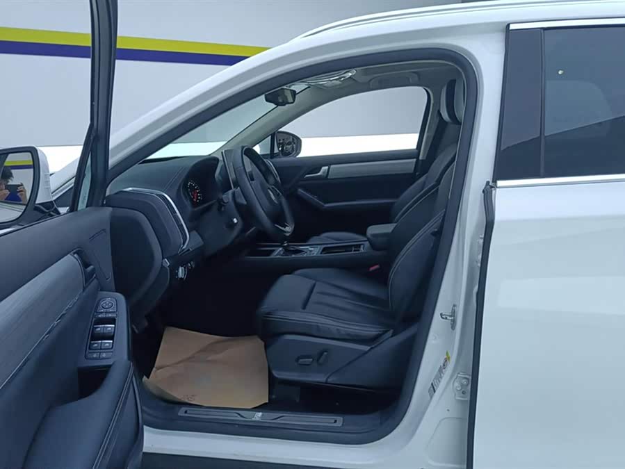 BYD Tang 2019 #10 BYD Tang 2019 car image #10