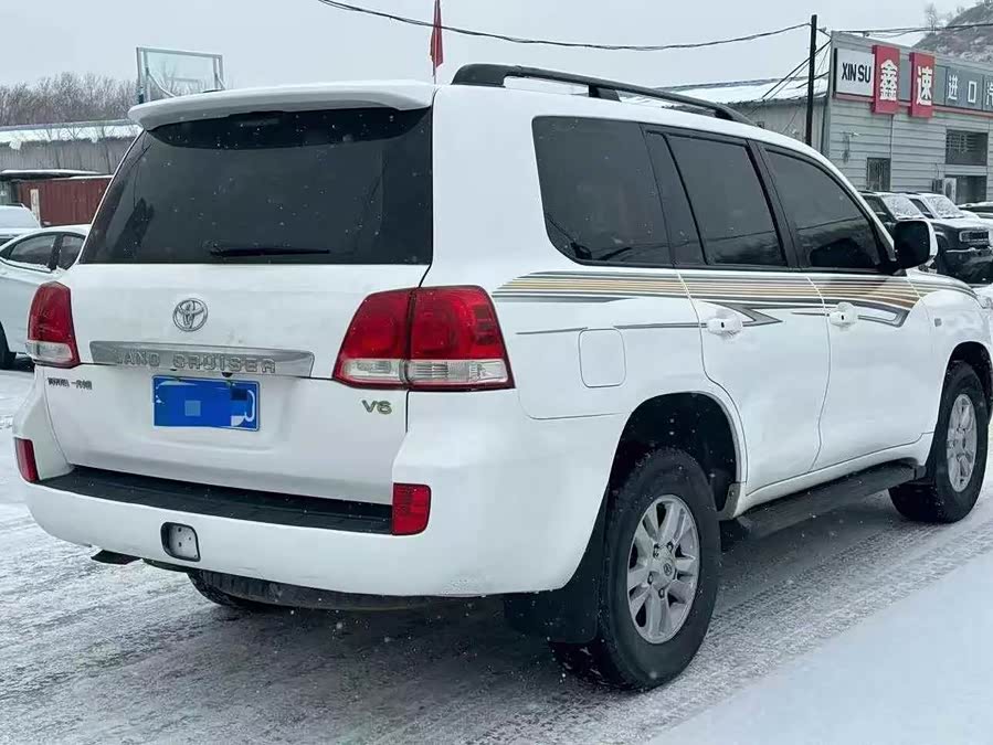 Toyota Land Cruiser 2011 immagine di auto #10