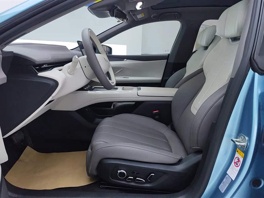 Deepal L07 2024 изображение автомобиля #10