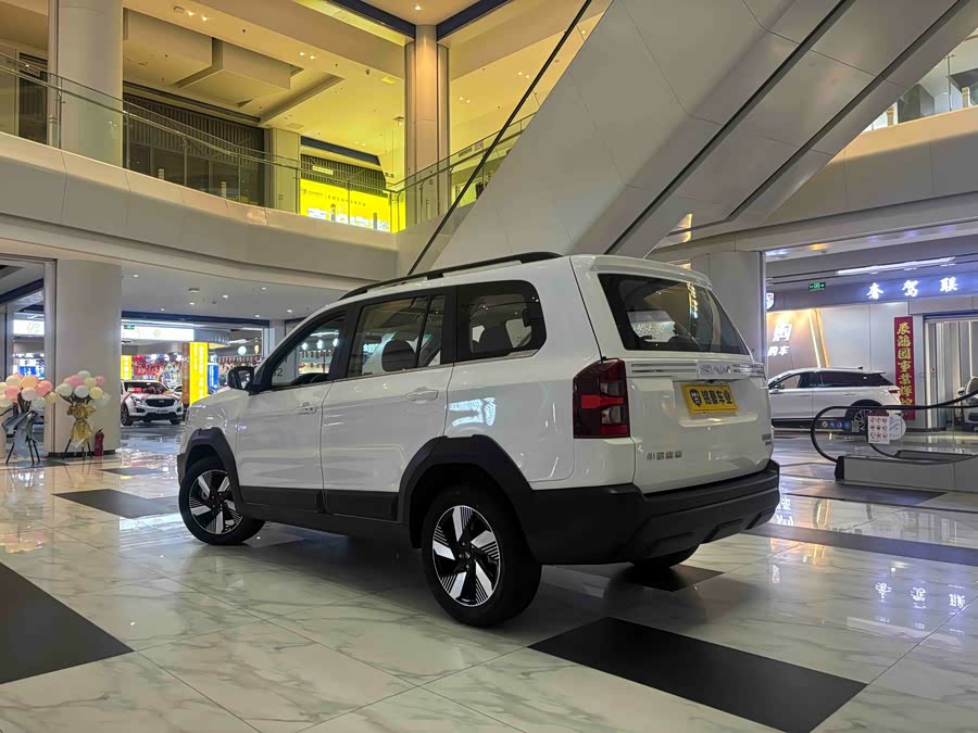 SWM斯威汽车 SWM斯威大虎EDi 2025 汽车图片 #10