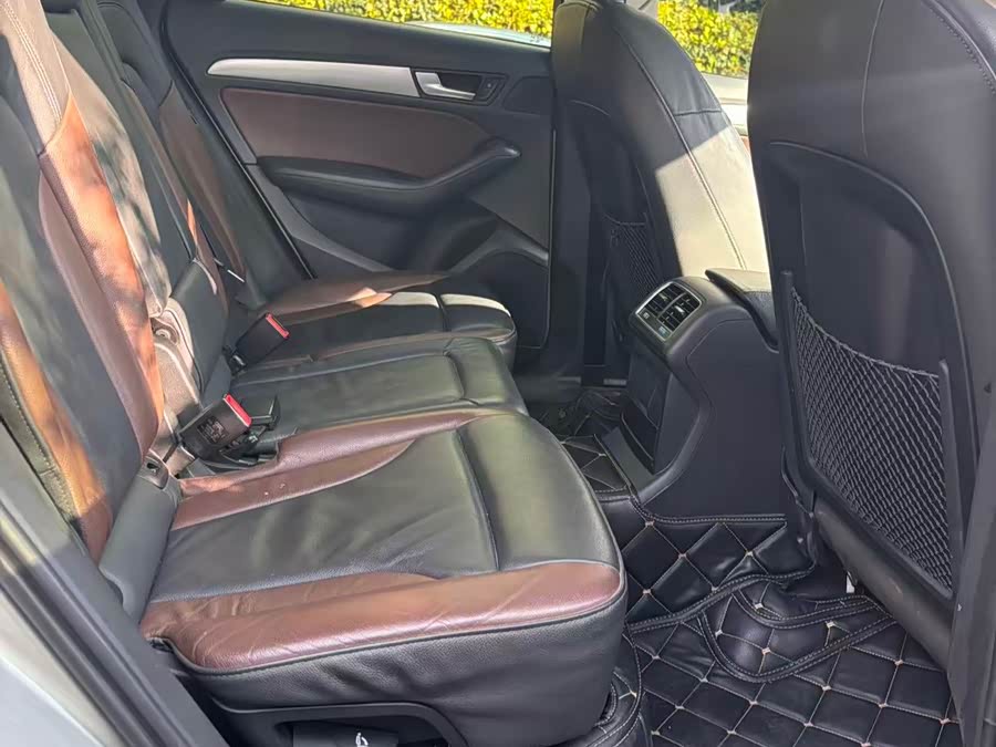 Audi Q5 2017 car image #10