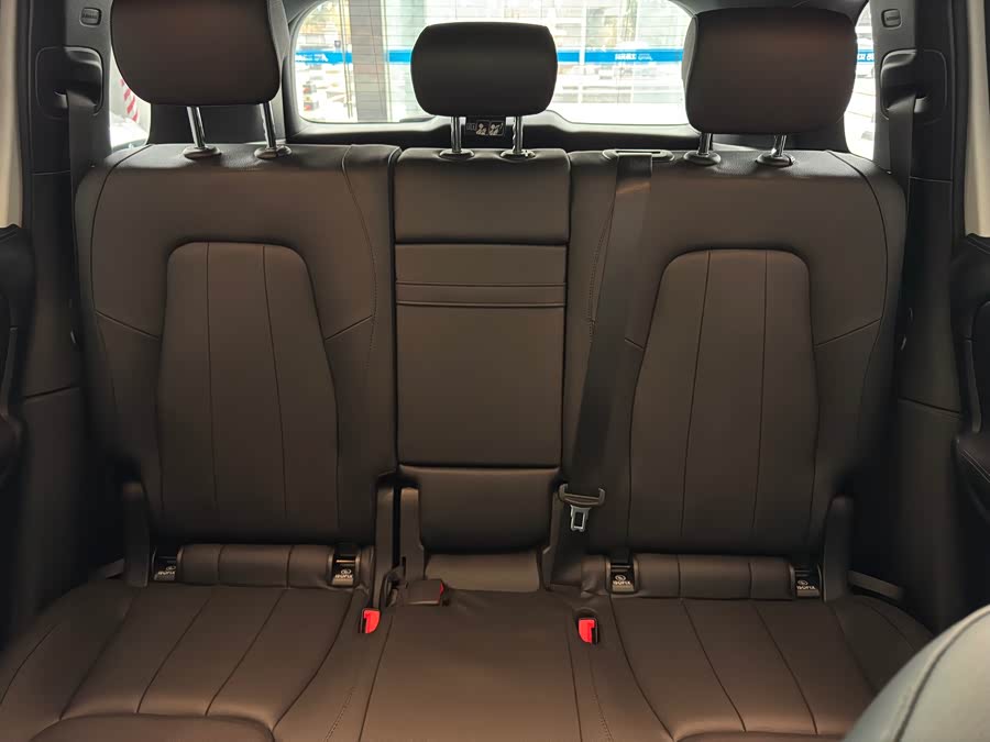 Mercedes-Benz GLB Class 2022 car image #10