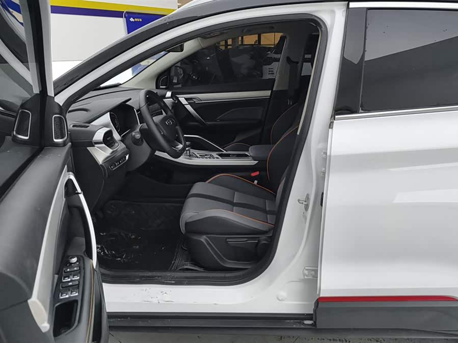 GEELY Coolray 2024 car image #10