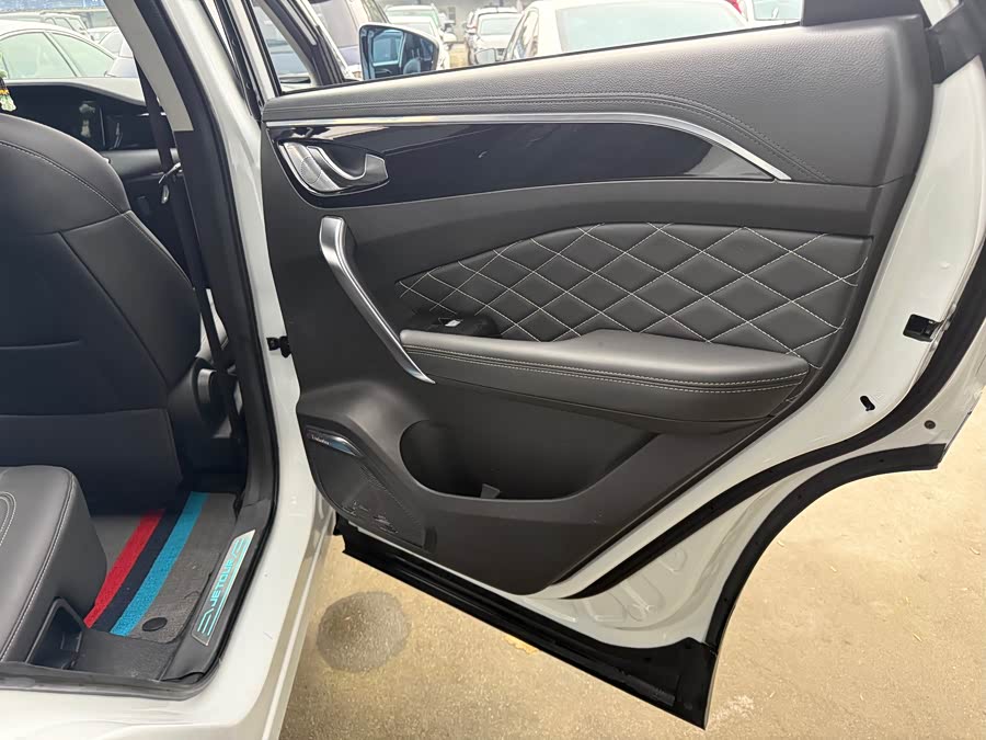 Jetour X95 2023 car image #10