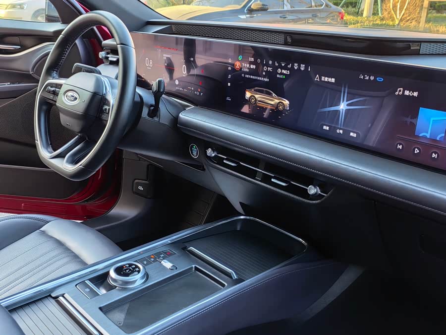 Ford Mondeo 2024 car image #10