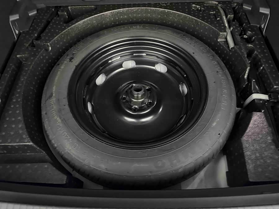 Volkswagen Tayron 2024 immagine di auto #10