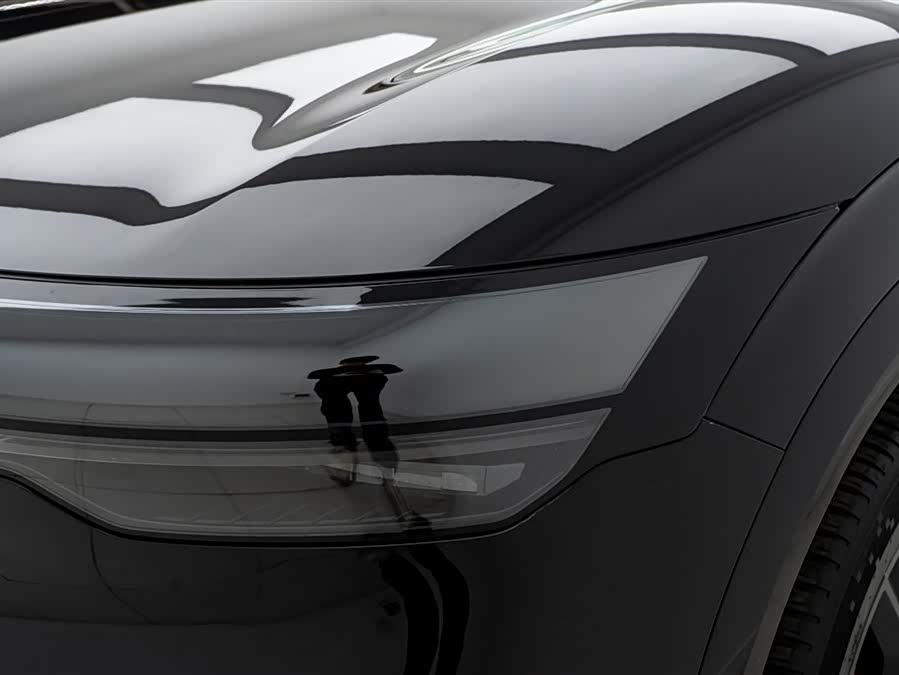 Zeekr 7X 2024 car image #10
