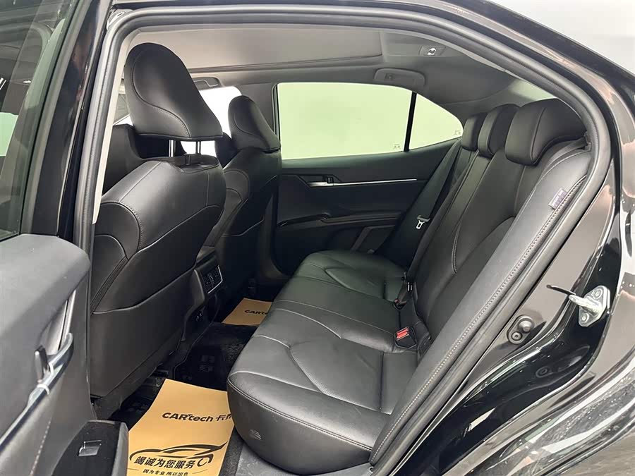 Toyota Camry 2021 #10 Toyota Camry 2021 car image #10