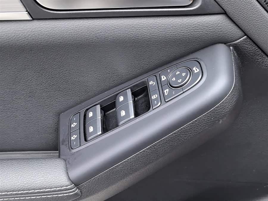 BYD Tang 2019 car image #10